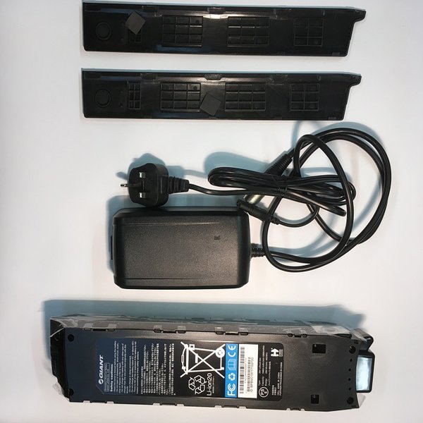Giant Bundle 1 - Giant/LIV EnergyPak 500 Side Release Frame Battery and 4A Charger